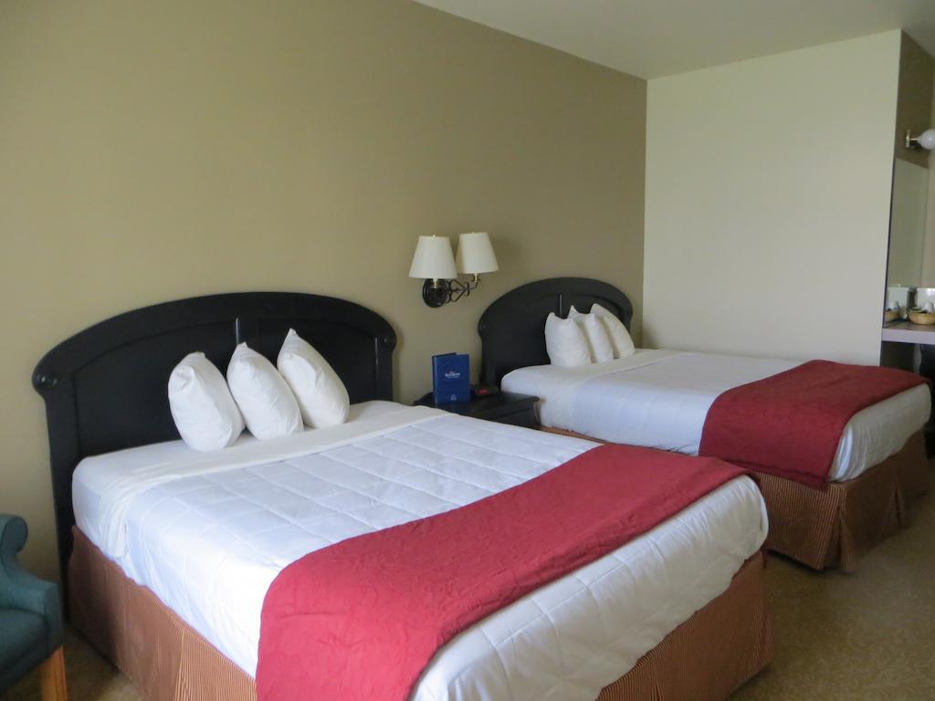 Baymont By Wyndham Waunakee Room photo